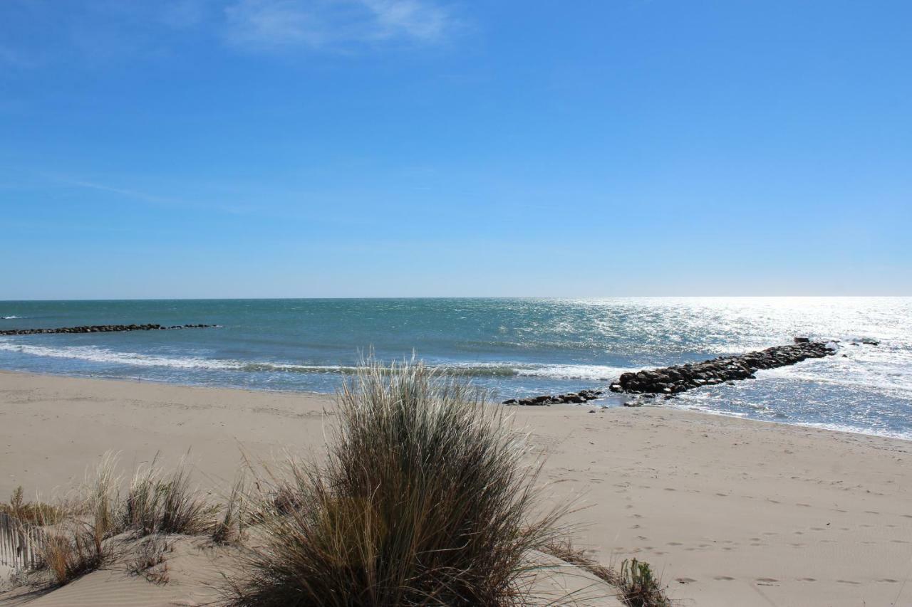 Studio 237 Port Camargue, Piscine, Climatisation, 2 Personnes เลอ โกร-ดู-รัว ภายนอก รูปภาพ